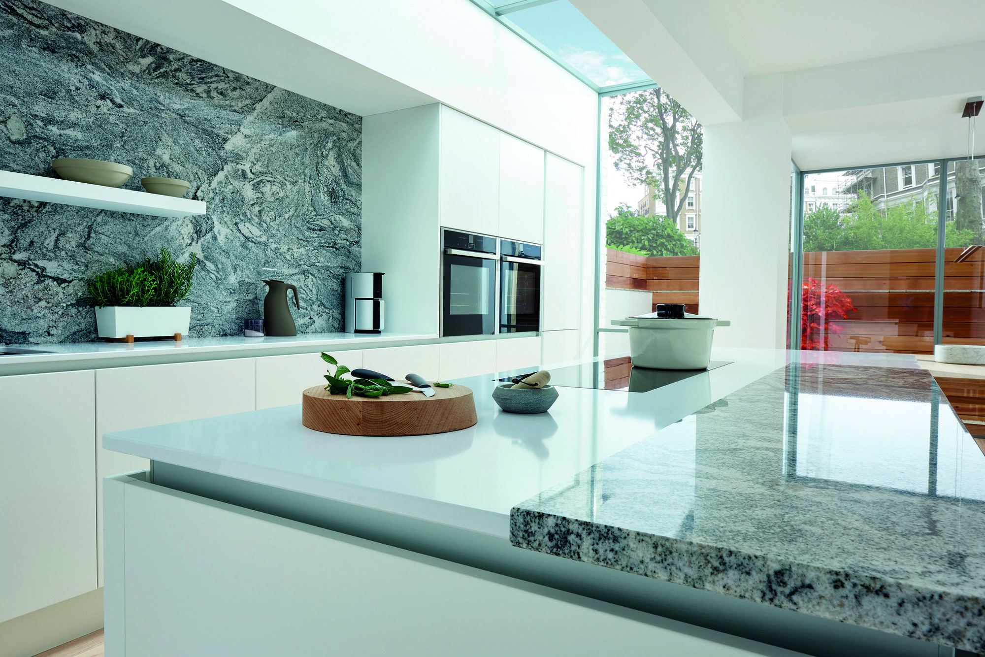 Style Brilliant White Strata Granite